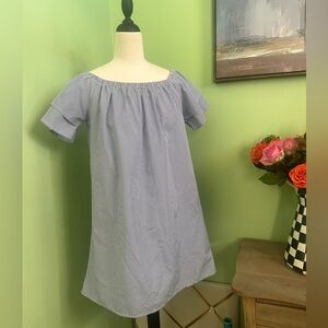 Blue and White strip Dress Ruffle Sleeve
Size Large
Purple SN